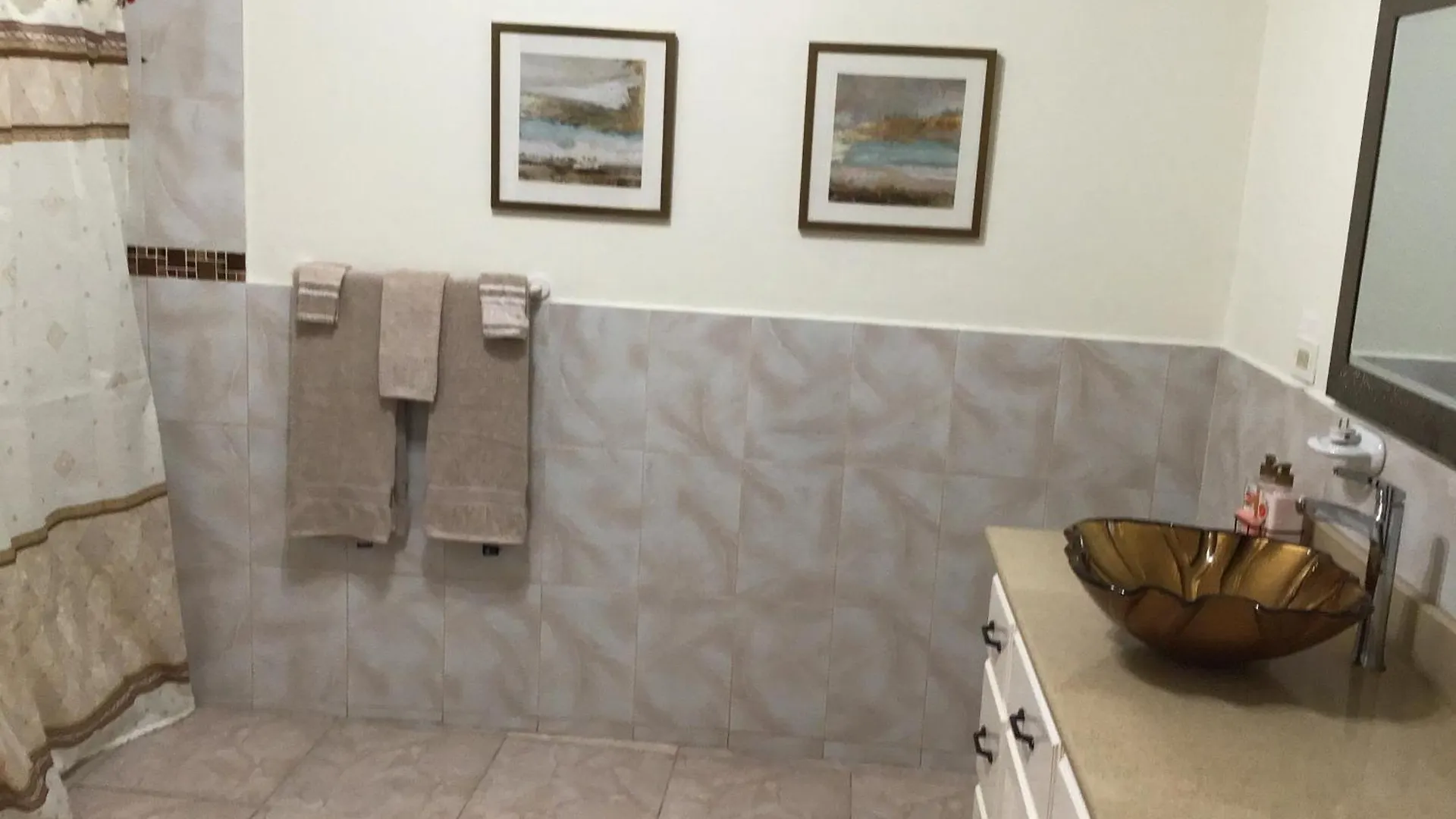 Hills Royale Villa -Ironshore Montego Bay