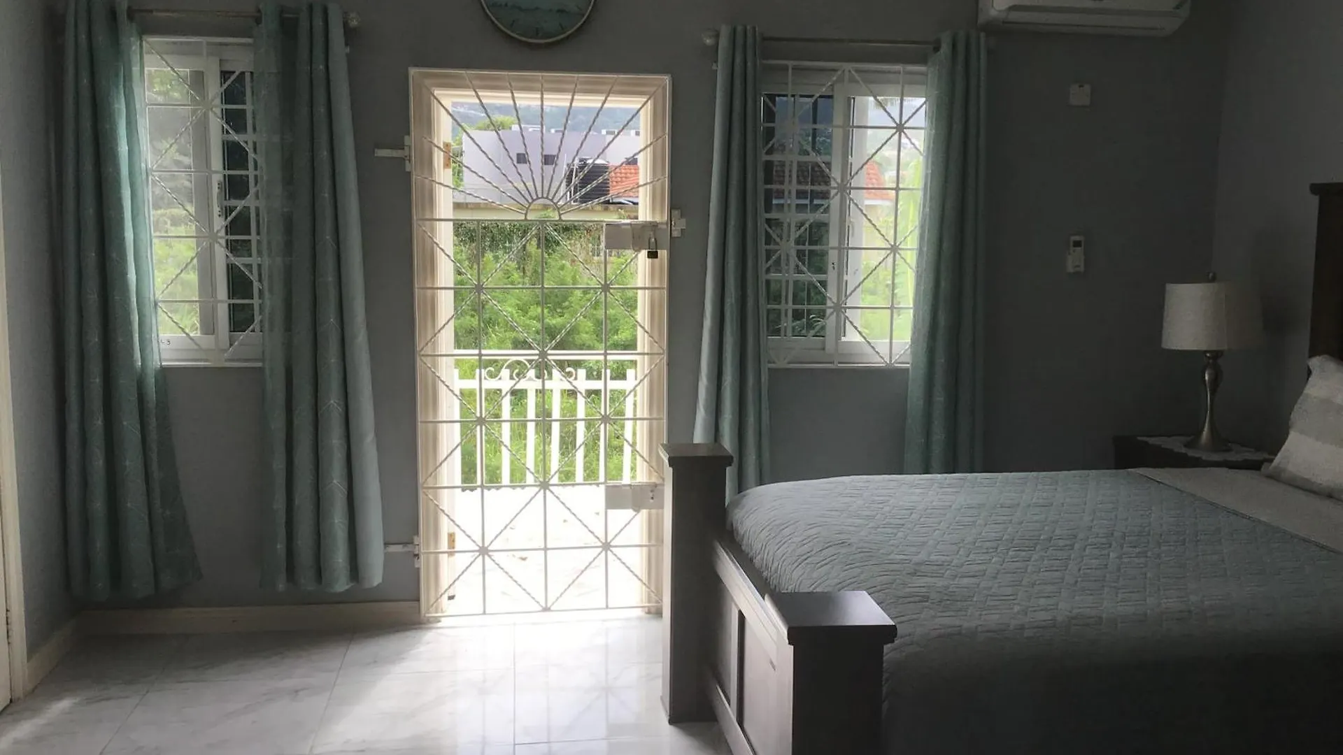 Hills Royale Villa -Ironshore Μοντέγκο Μπέυ Διαμέρισμα